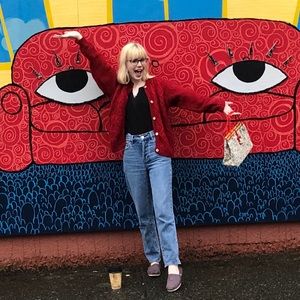 Meet your Posher, Ashley